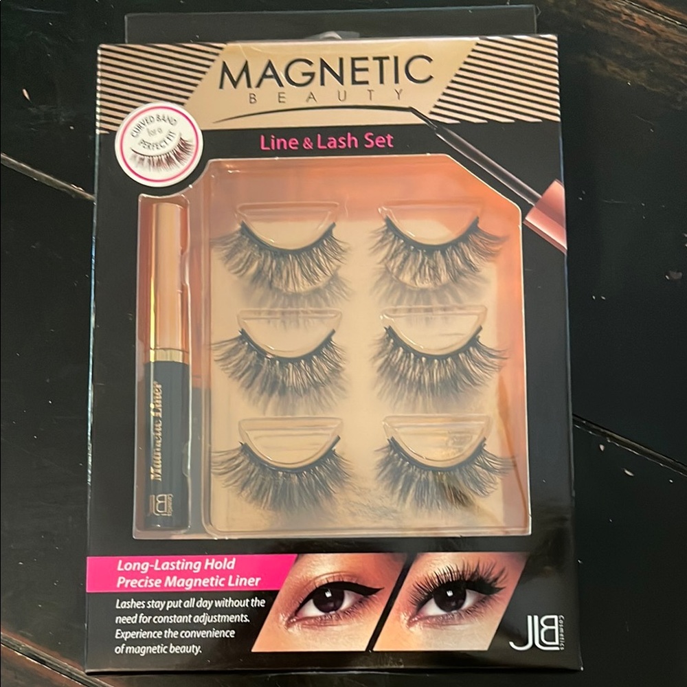 Line & Lash Set - Black